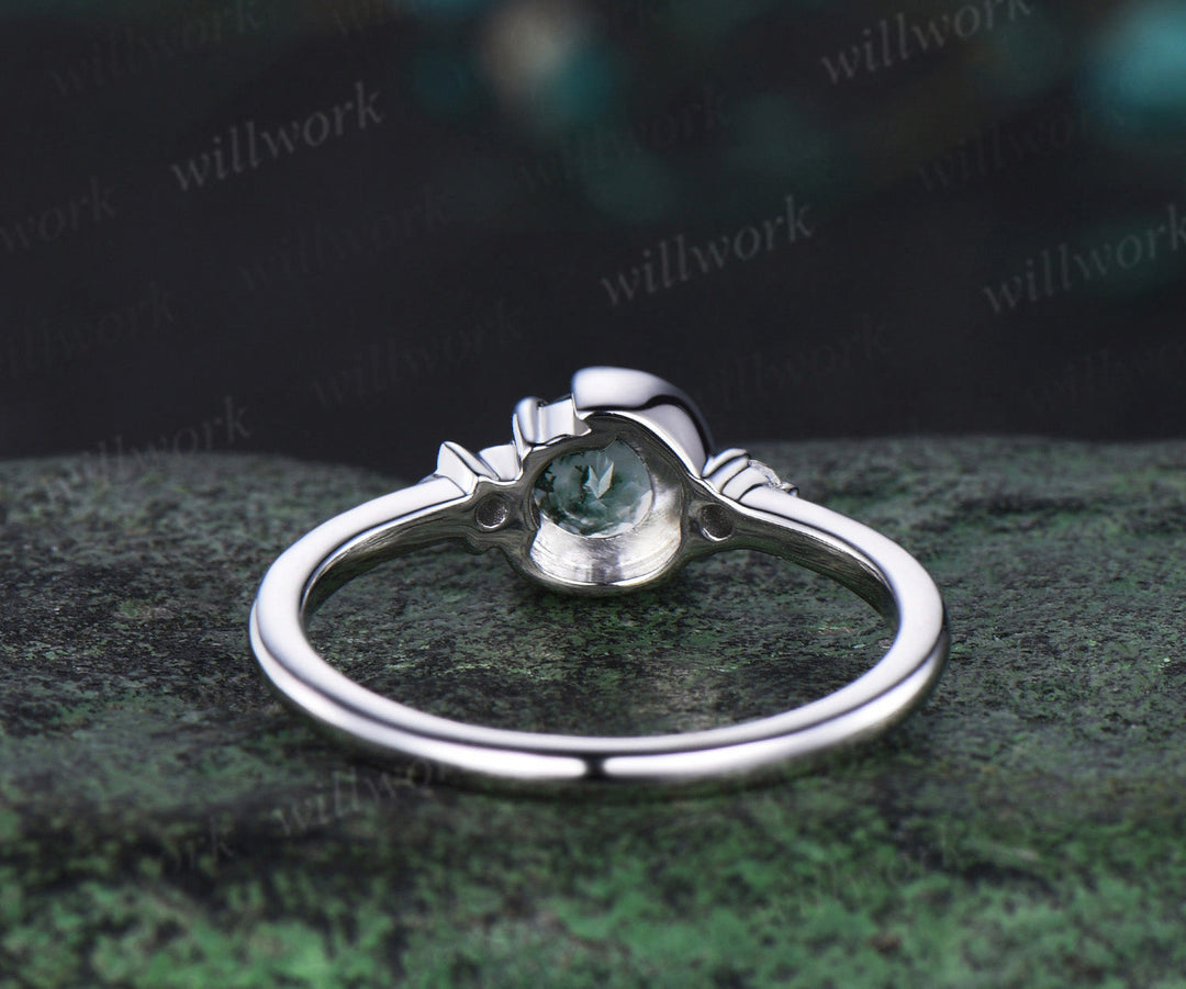 Round cut moss agate ring white gold three stone diamond ring women vintage unique star moon engagement ring dainty anniversary gift