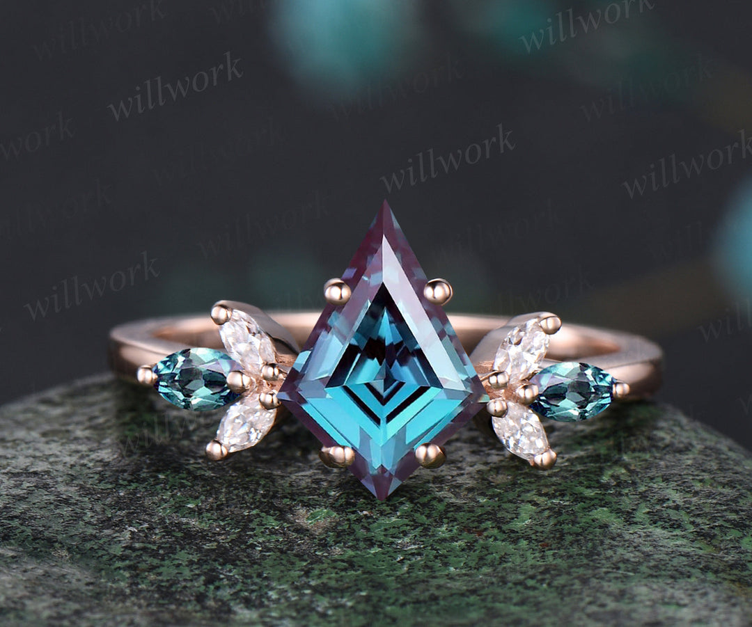 Unique June Birthstone Kite Alexandrite Engagement Ring Set 14k Rose Gold Moissanite Moss Agate Amethyst Opal Moonstone Cluster 2pcs Bridal Ring Set