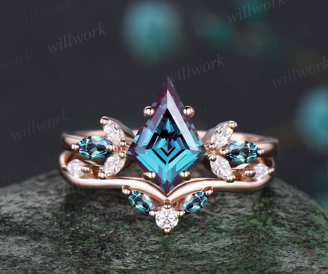 Unique June Birthstone Kite Alexandrite Engagement Ring Set 14k Rose Gold Moissanite Moss Agate Amethyst Opal Moonstone Cluster 2pcs Bridal Ring Set