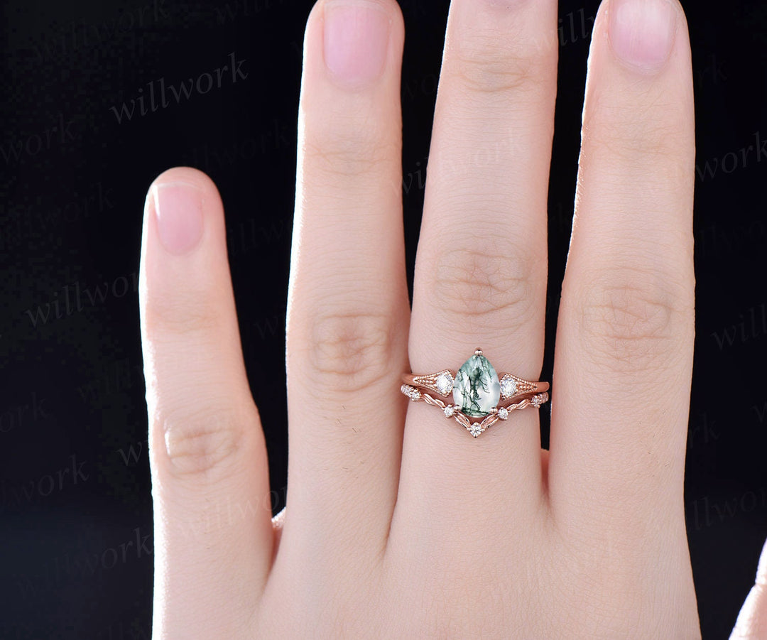 Vintage pear shaped green moss agate engagement ring set leaf art deco diamond ring set three stone Milgrain antqiue wedding ring set women